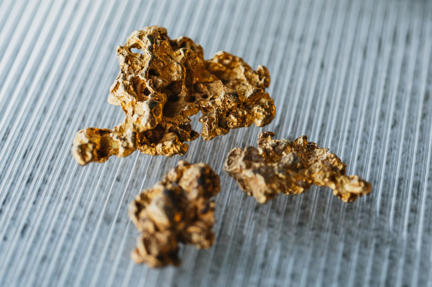 Gold Nuggets | A Time to Buy, and a Time to Sell