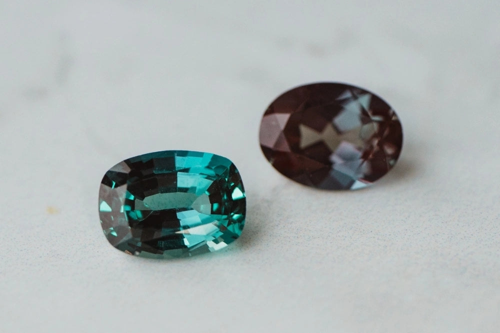 Beyond the Sparkle: Understanding Optical Phenomena in Gems