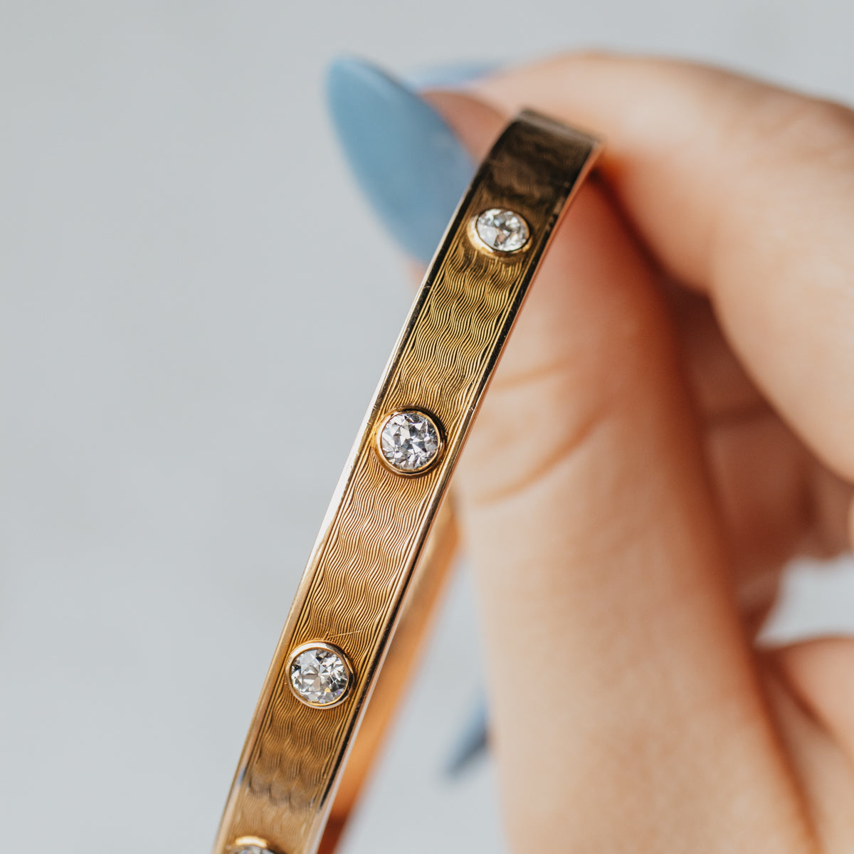 14K Yellow Gold Edwardian Old European Diamond Hinge Bangle Bracelet