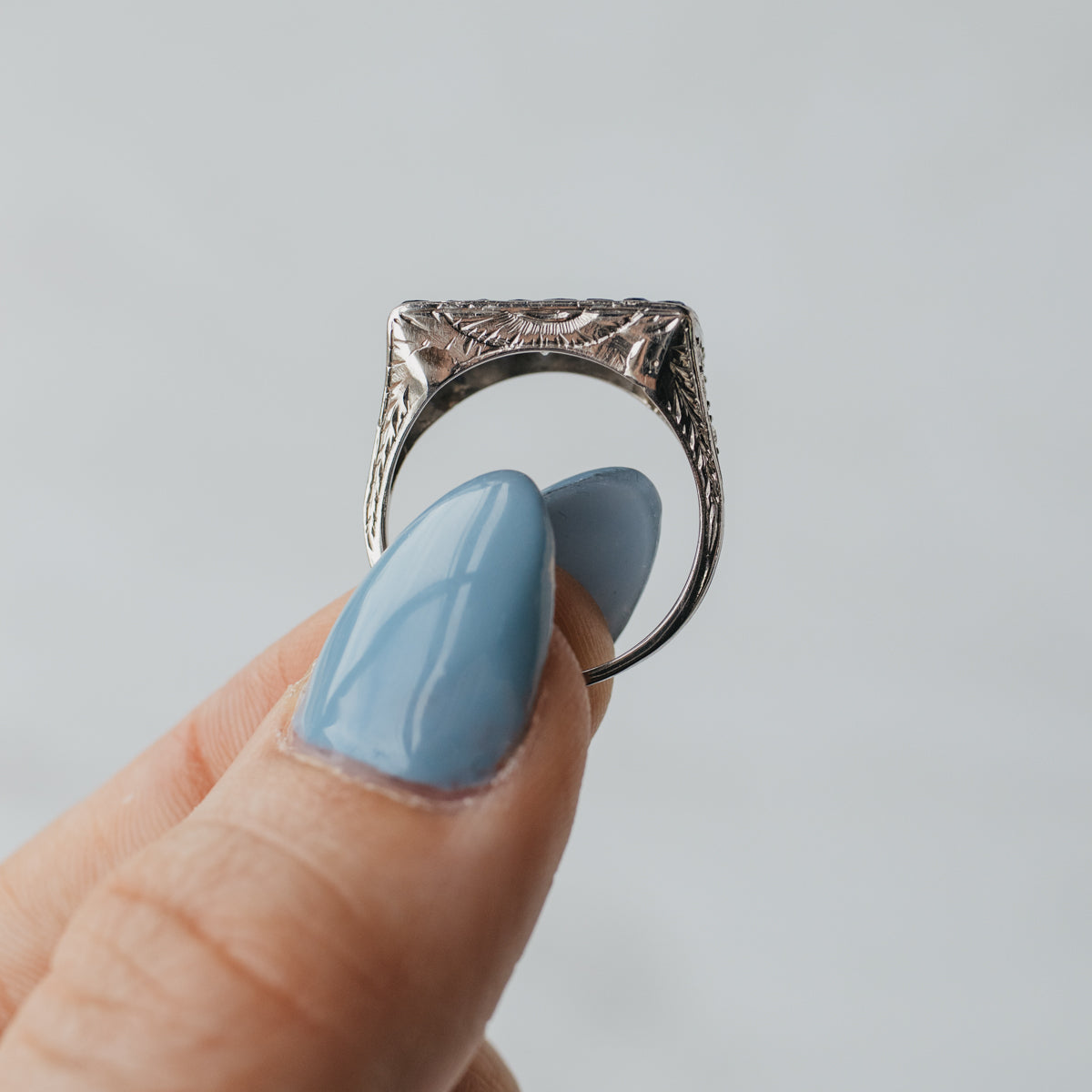 14K White Gold 1930's Diamond & Sapphire Ring