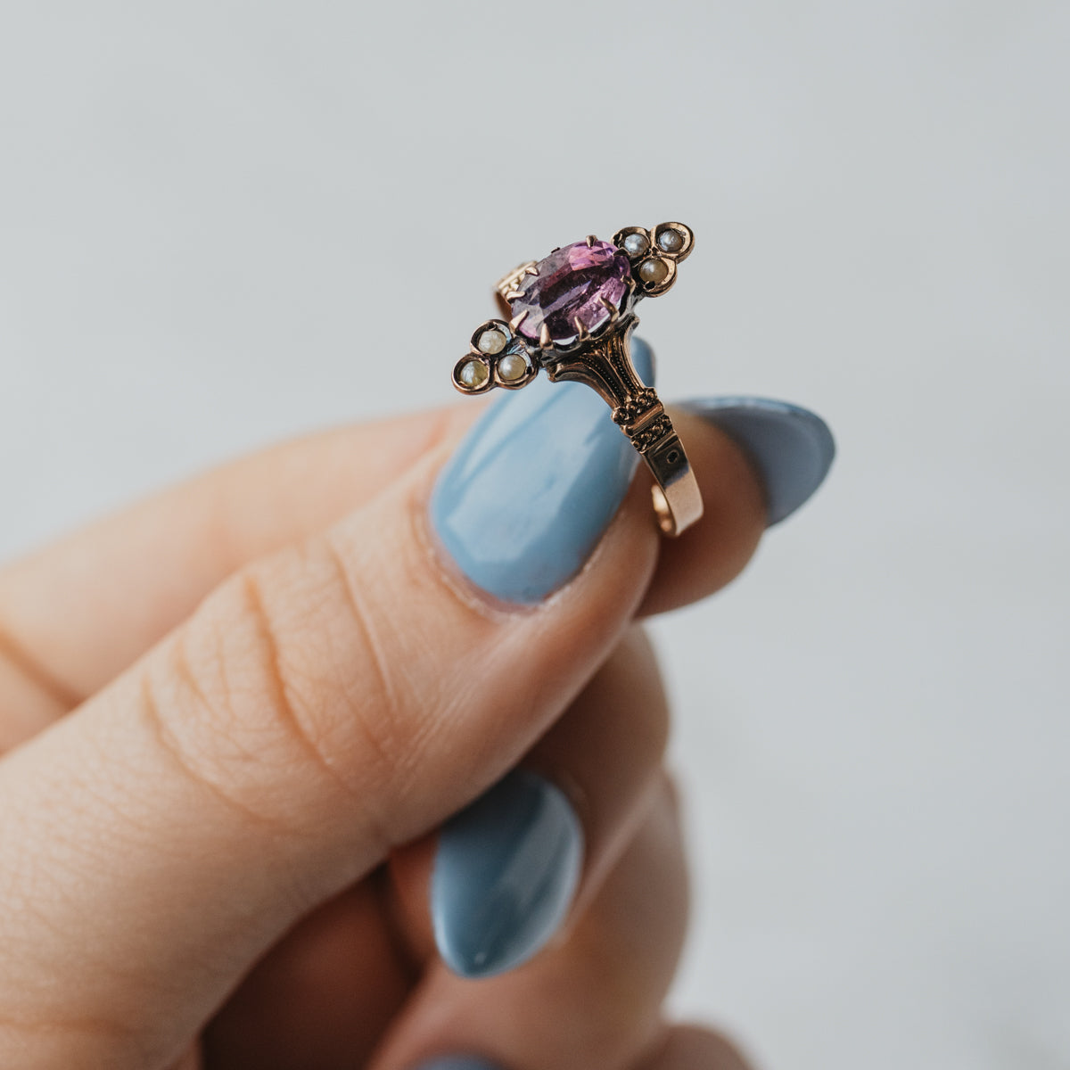 10K Yellow Gold Victorian Oval Amethyst & Seed Pearl Ring