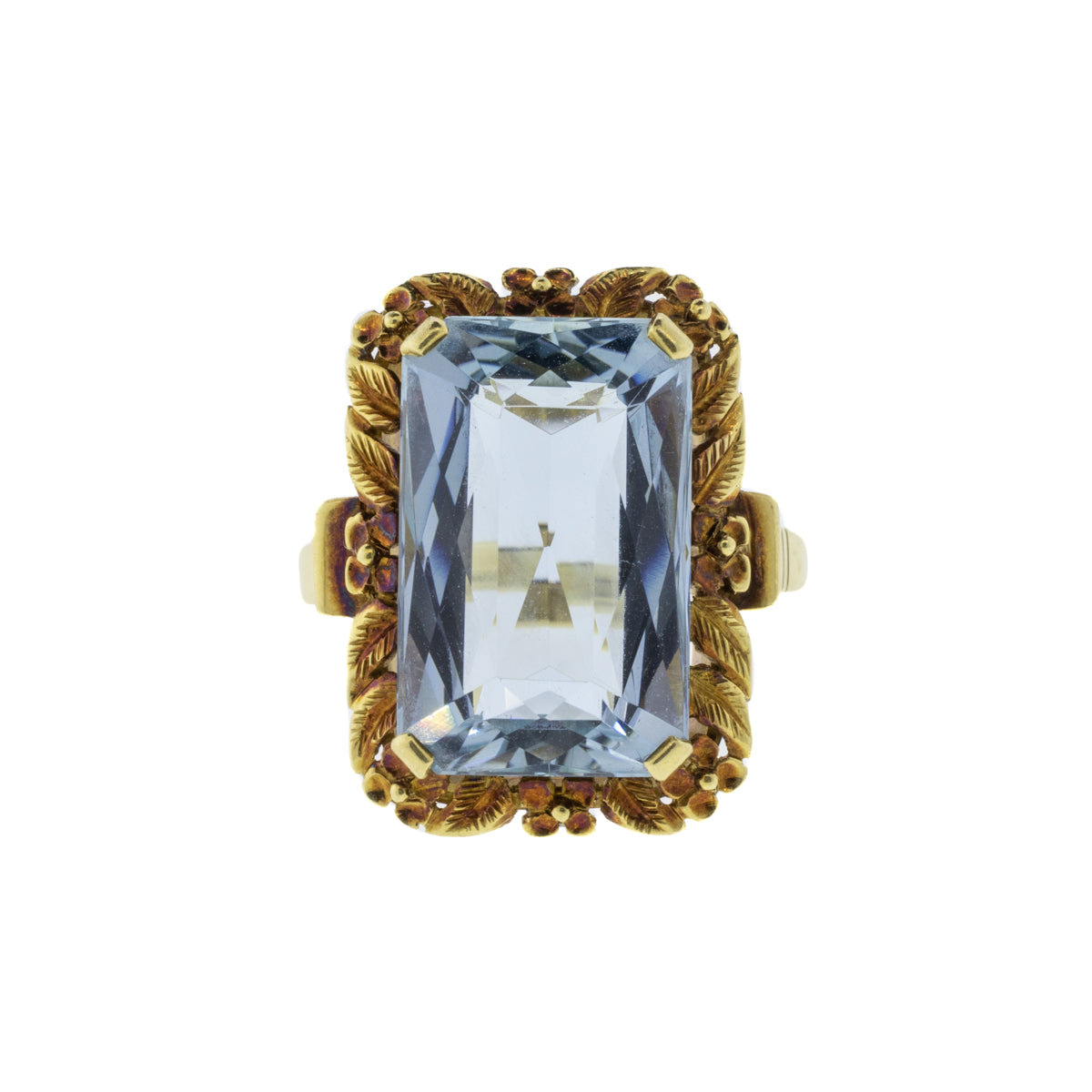 18K Yellow Gold 9.30ct Emerald-Cut Aquamarine Ring