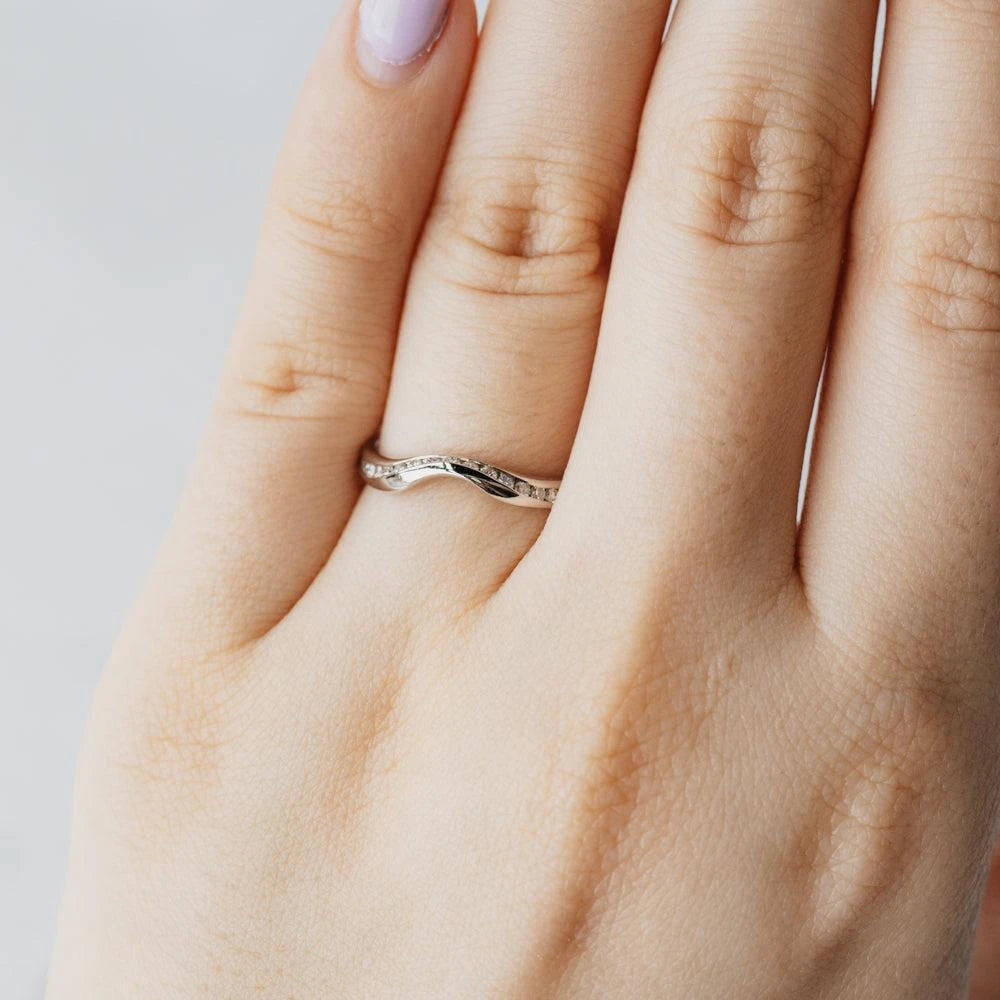 14k White Gold Twisted Contour Diamond Band