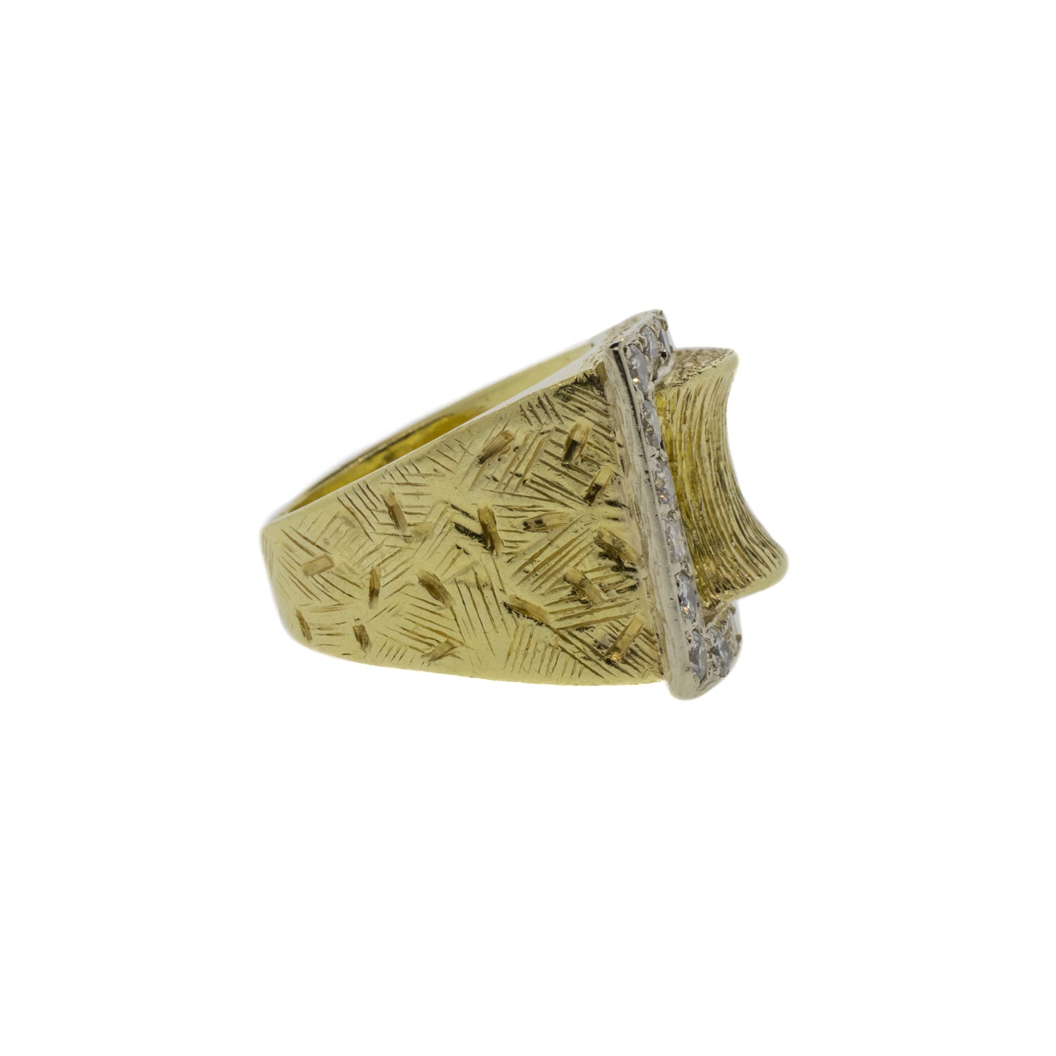 Yellow Gold Natural Diamond Buckle Ring