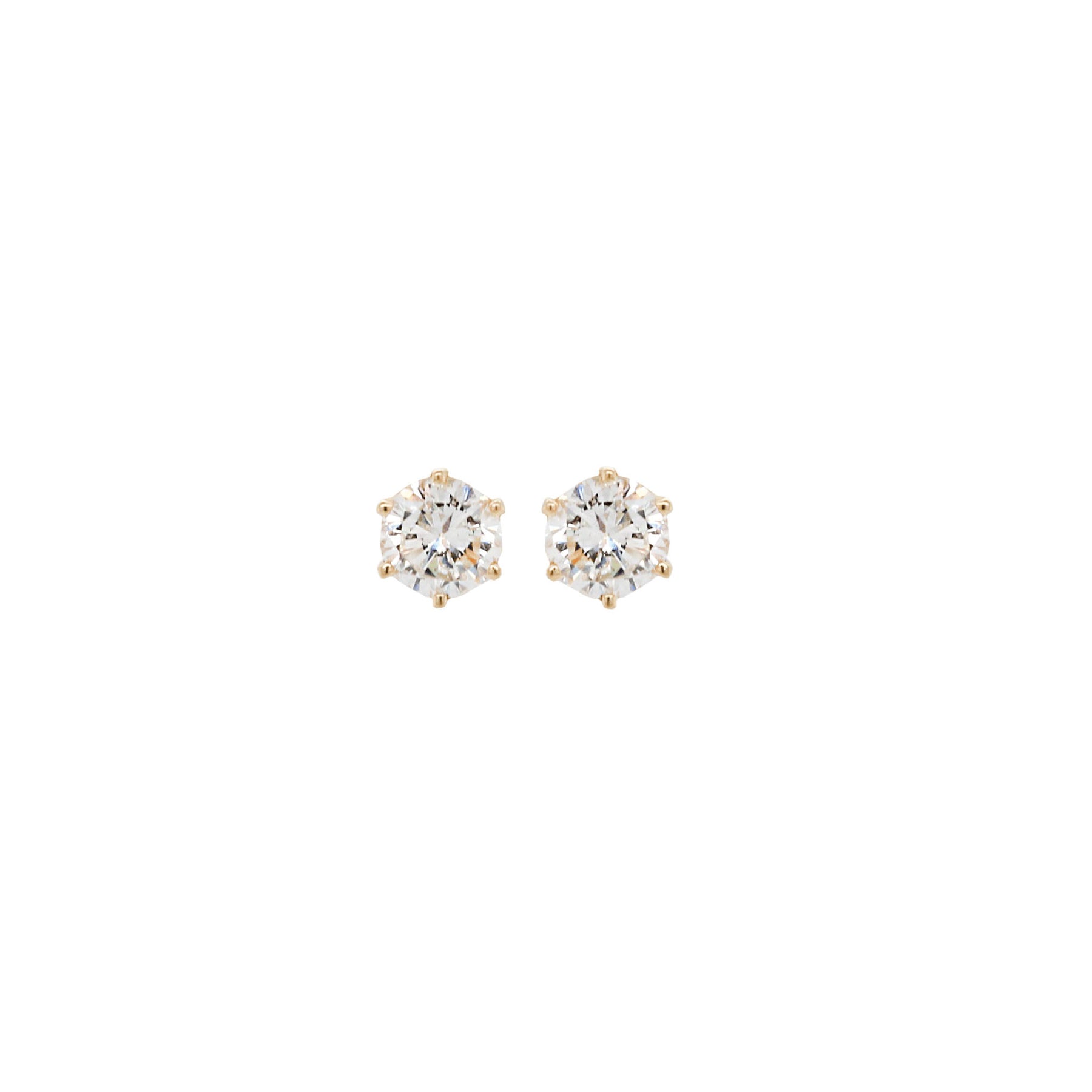 Round Brilliant Cut Diamond & Yellow Gold Studs