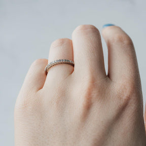 18k Tall & Slender Diamond Anniversary Band