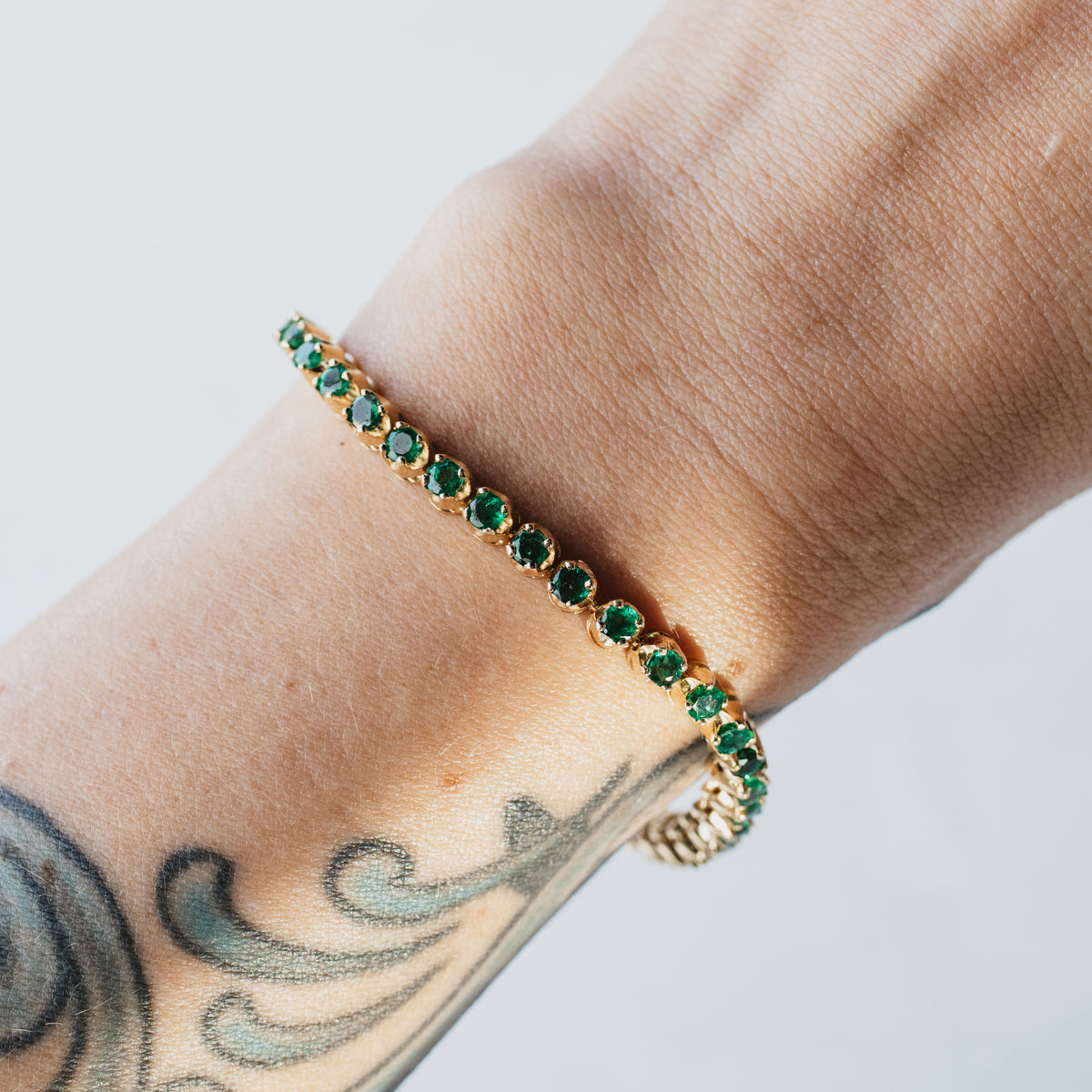 14K Yellow Gold Natural Emerald Tennis Bracelet