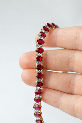 18k Gold 34.66ctw Ruby and Diamond Necklace