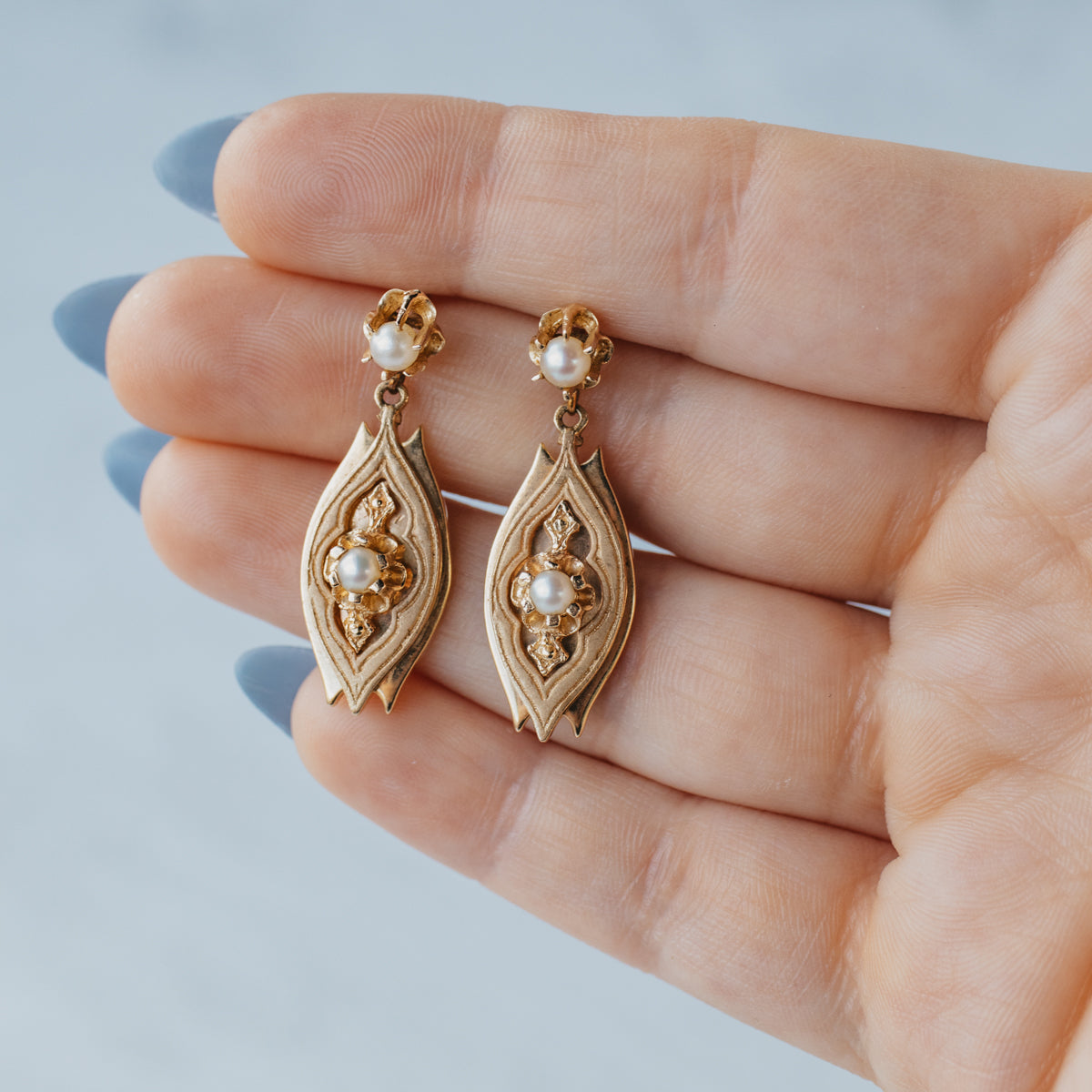 14K Yellow Gold Victorian Buttercup Pearl Dangle Earrings