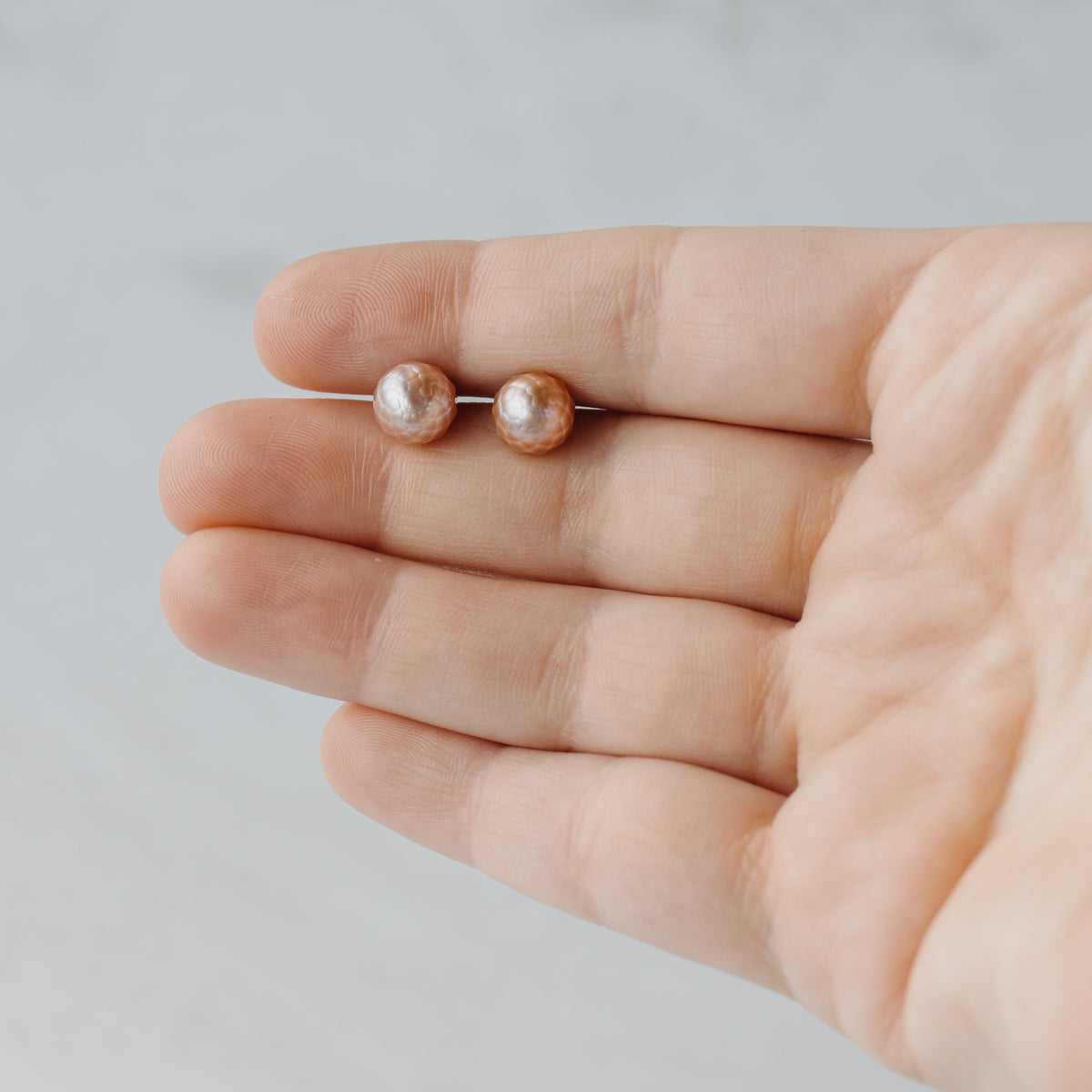 Japanese Faceted Peach Pearl White Gold Studs