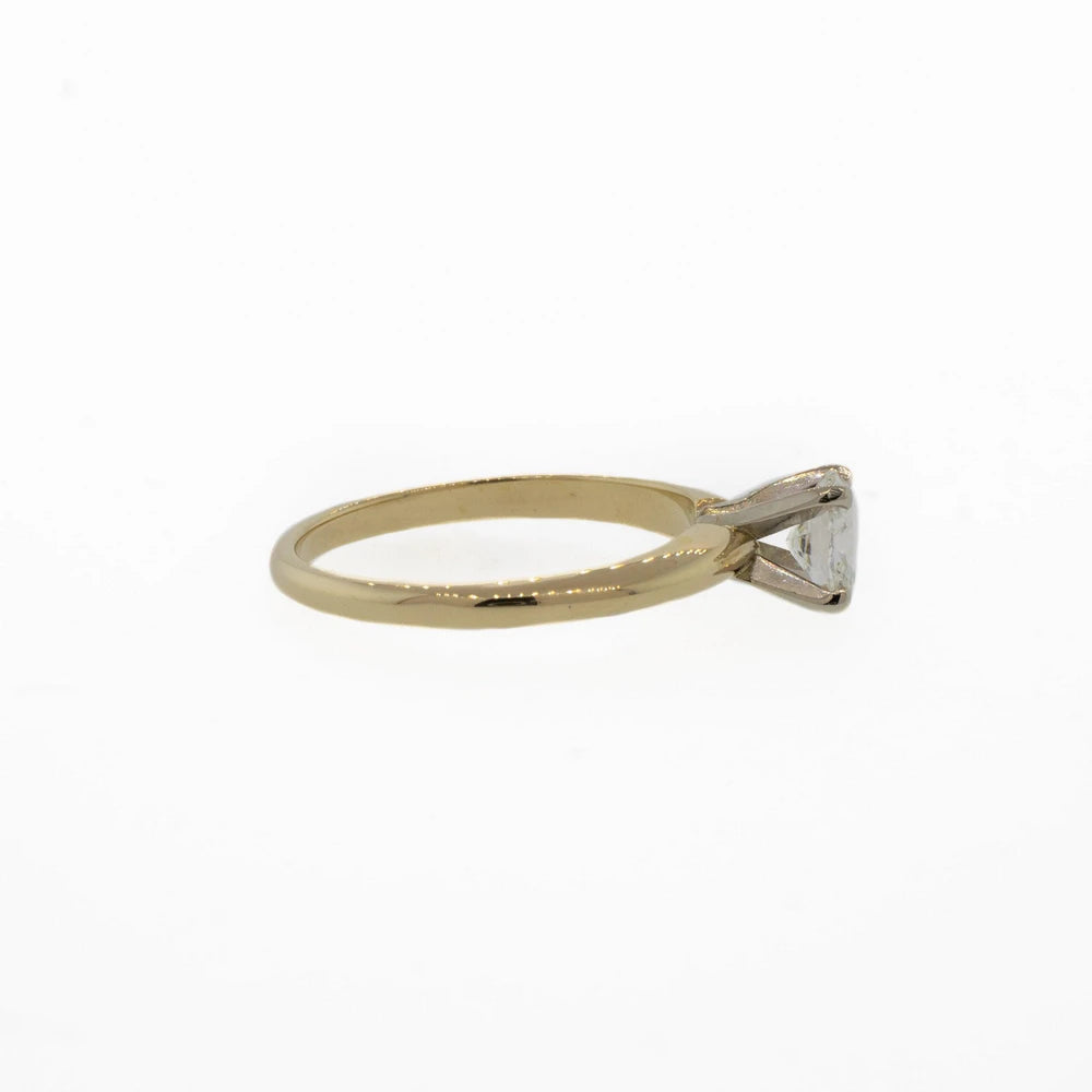 Oval Solitaire Natural Diamond Ring