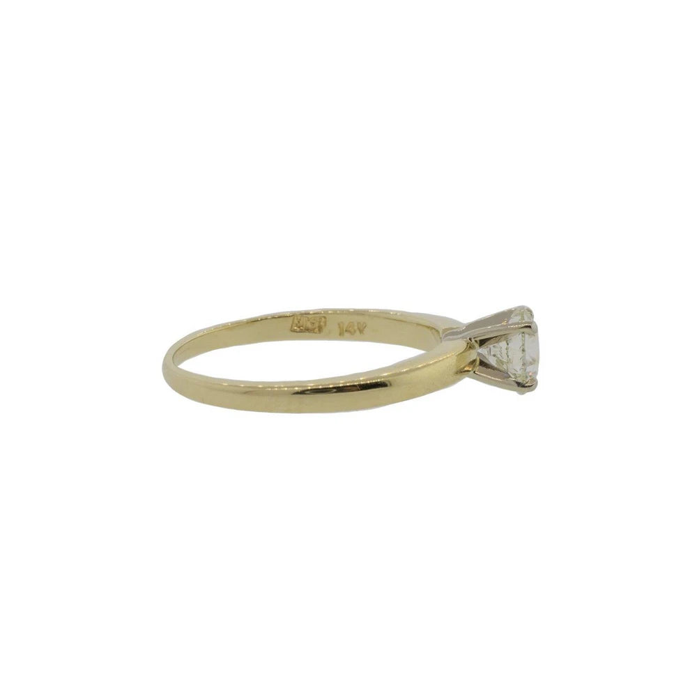 Two-Toned Round Brilliant Diamond Ring