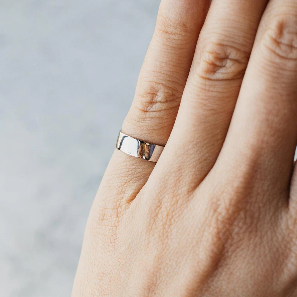 14K White Gold 5mm Wedding Band