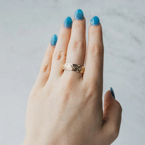 14k Yellow Gold Beveled Edge Etched Band