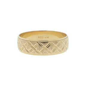 14k Yellow Gold Beveled Edge Etched Band