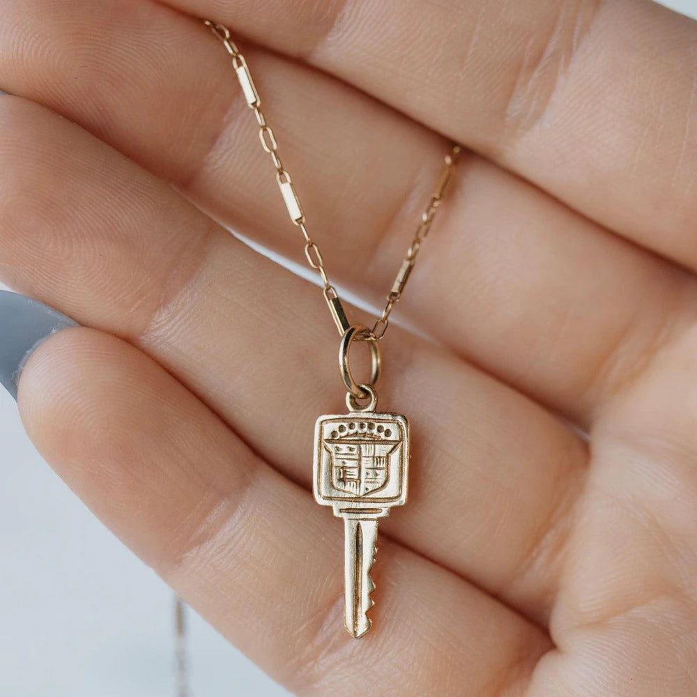 14K Yellow Gold Key Pendant Necklace