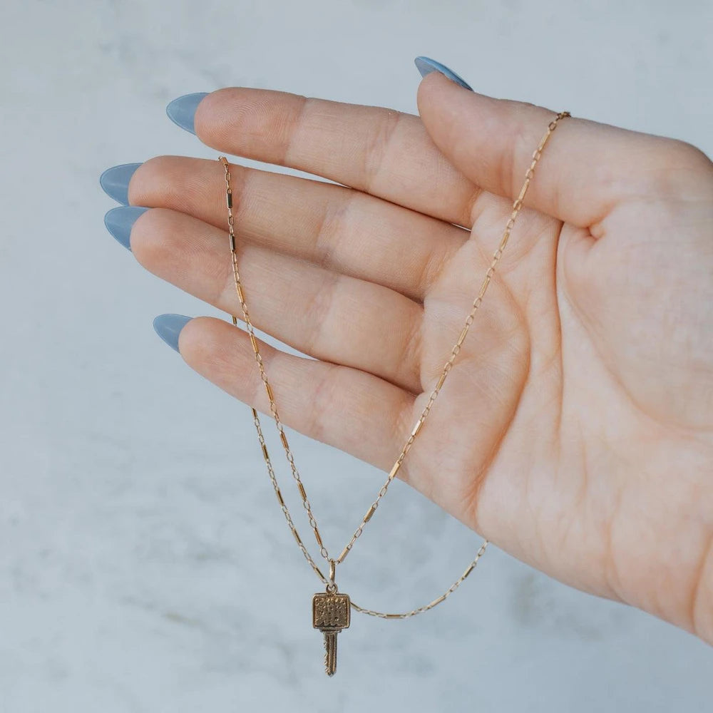 14K Yellow Gold Key Pendant Necklace