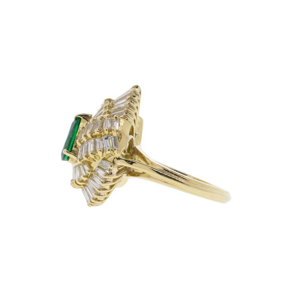 18K Yellow Gold Pear Cut Emerald & Diamond Cluster Cocktail Ring