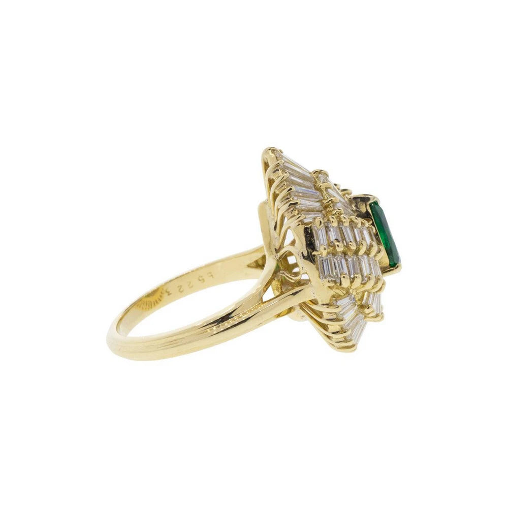 18K Yellow Gold Pear Cut Emerald & Diamond Cluster Cocktail Ring