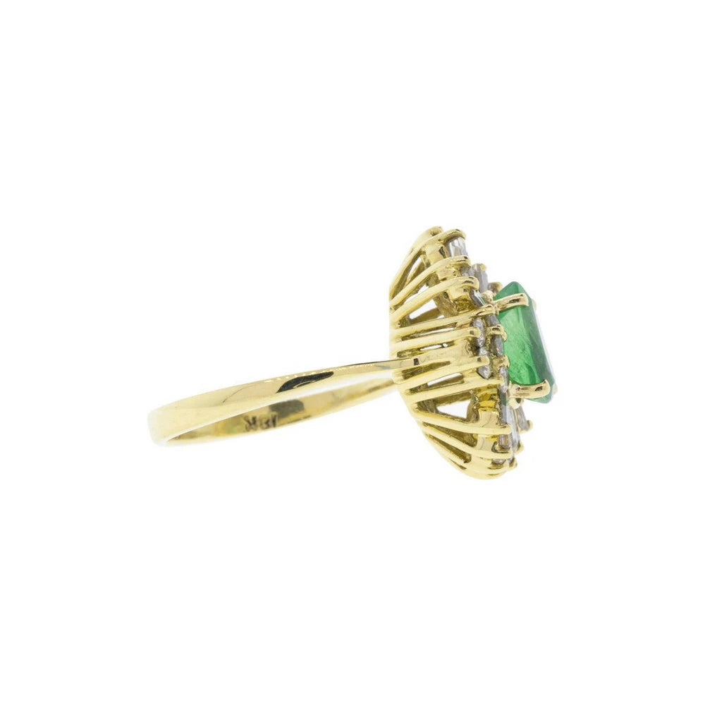 18K Yellow Gold Pear Cut Emerald & Diamond Ring