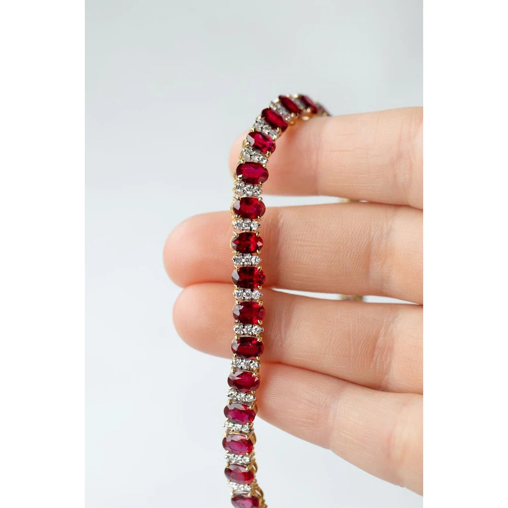 18k Yellow Gold 34.66ctw Ruby and Diamond Necklace